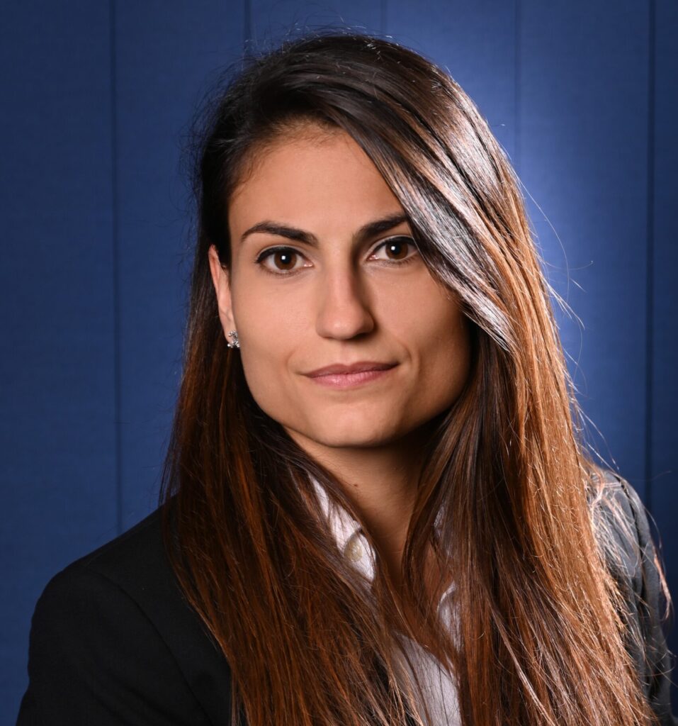 Nouvelle membre du comité